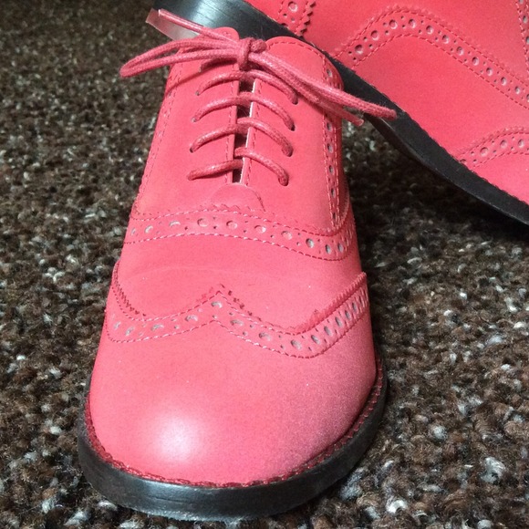 Cole Haan red patent shoes - Picture 3 of 4