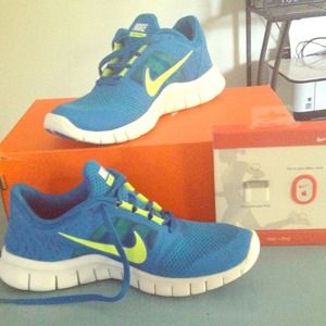 Nike free run 3.0 and Nike + Ipod connector