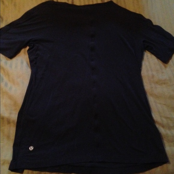 🚫HOLD🚫Lululemon size10 navy gym tee