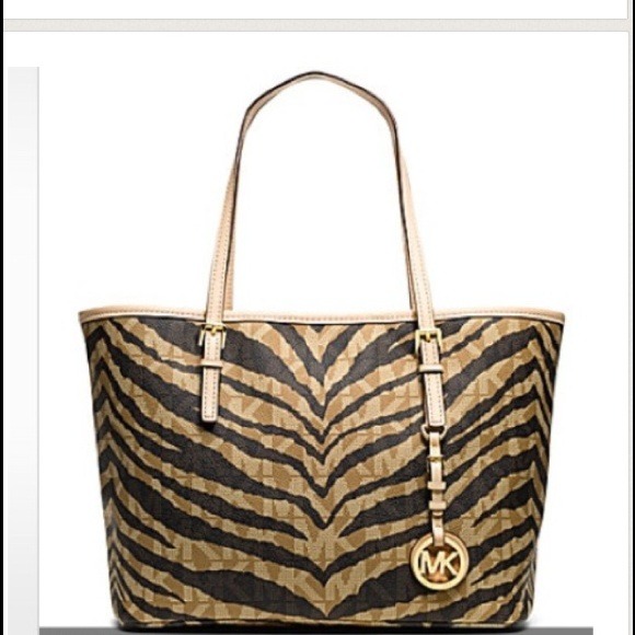 Michael Kors Handbags - MK Annabelle.