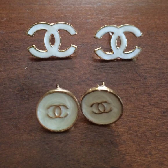 SOLD! Fashion earrings. White/gold. Brand new.