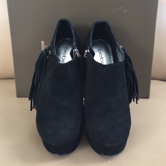 ❌SOLD❌Suede booties - Picture 3 of 4