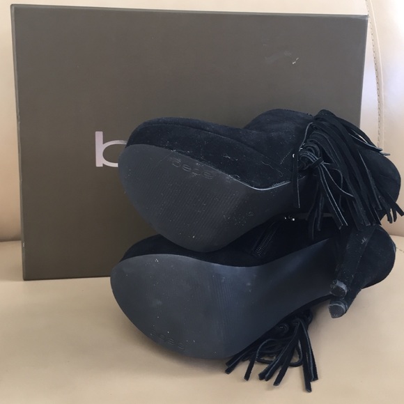 ❌SOLD❌Suede booties - Picture 4 of 4