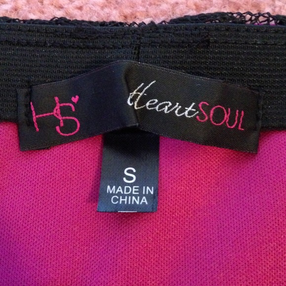 Pink and black lace overlay body con skirt - Picture 2 of 2