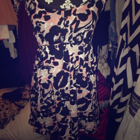 ❌❌Sold❌❌Roxy floral dress