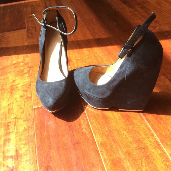 Lamb navy size 8