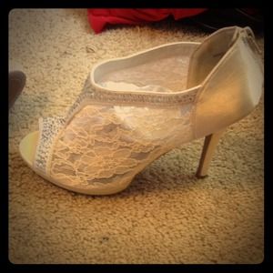 Mint Ivory Michaelangelo Bridal Heels.