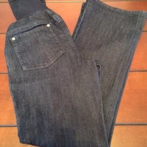 Motherhood bootleg/flare jeans petite small