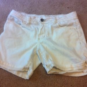 White jean shorts♡