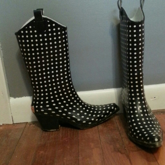 Rain boots