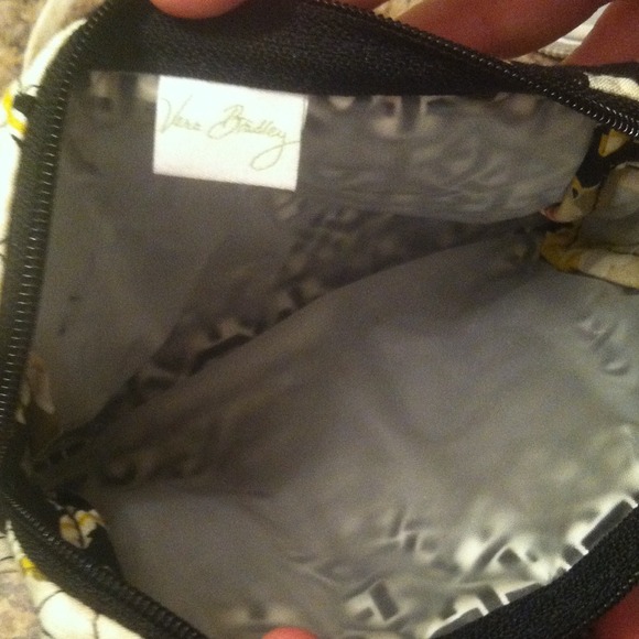 Vera Bradley makeup bag - Picture 3 of 3