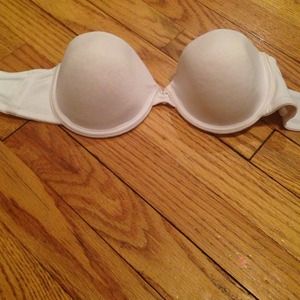 Strapless bra