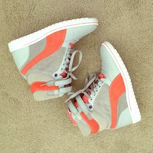 🔥PUMA HIGH TOP WEDGES🔥