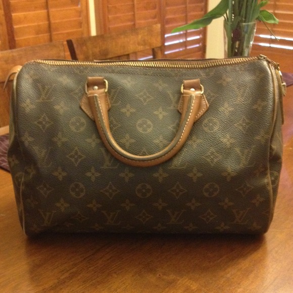 Buy NOW!!! Authentic Vintage 1975 LV Speedy!!