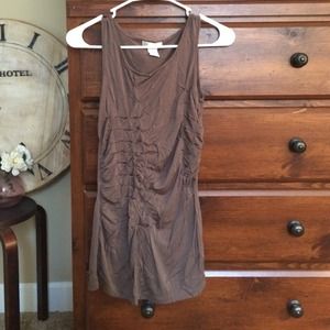 🎉Brown tank with random quilt stitch🎉