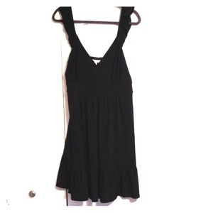 Black v neck Whit House Black Market Dress