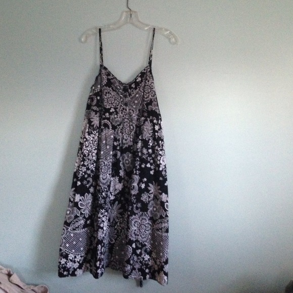 Black and White Floral Sundress