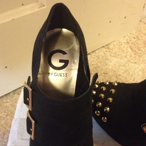 ⚠️SOLD!⚠️ G by Guess Black Studded Ankle Booties - Picture 2 of 4
