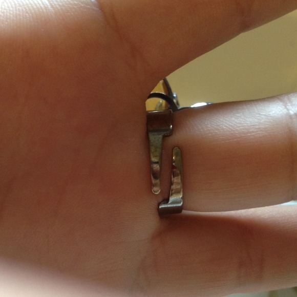 Flower ring - Picture 3 of 3