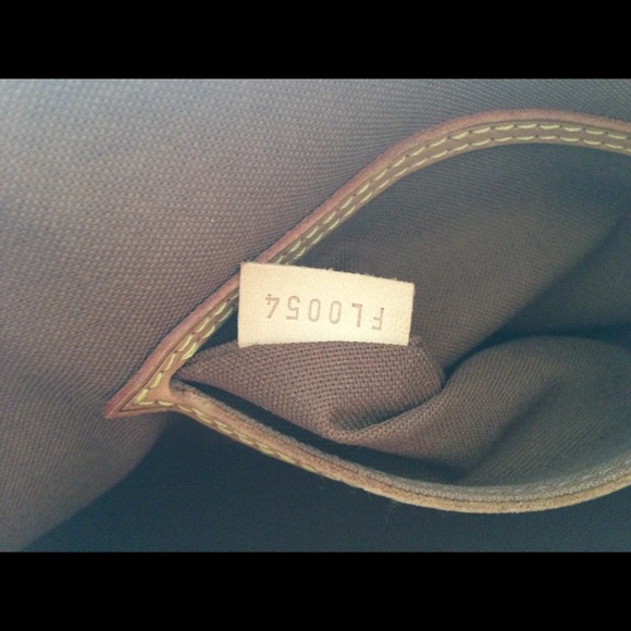 Authentic Louis Vuitton Alma - Picture 4 of 4