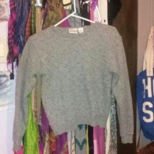 i have too many sweater!