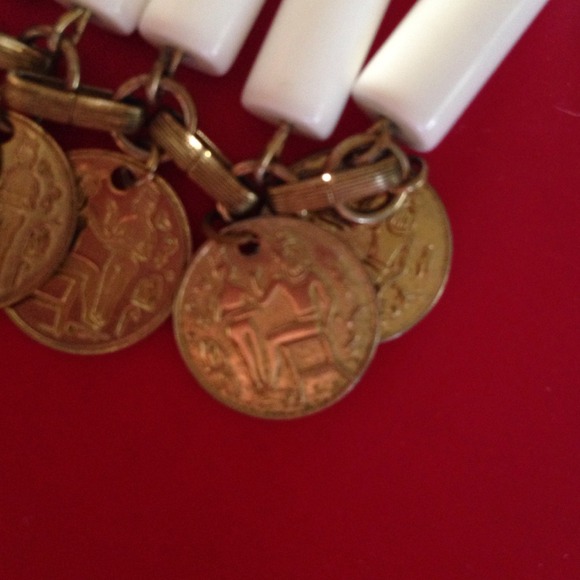 Coin Necklace - Picture 4 of 4