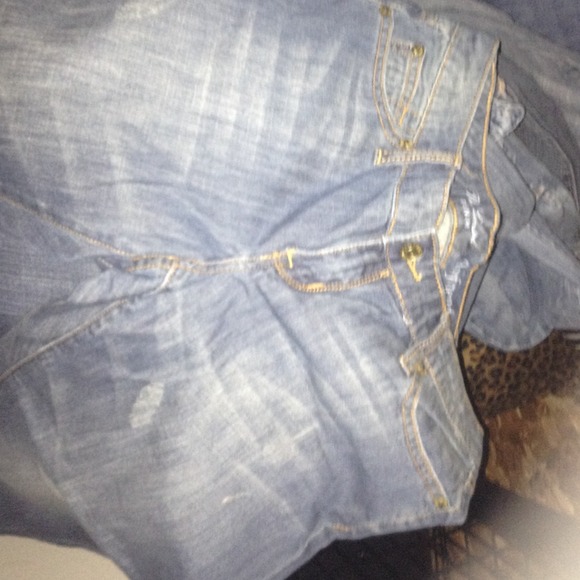 Capris. - Picture 3 of 3