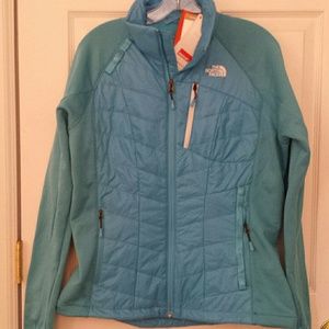 Sold!North Face Summit Series Zip Up
