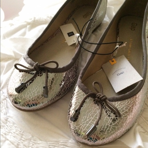 GAP Shoes - Gap Metallic Classic Leather Flats