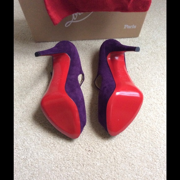 🎉SOLD! 🎉New Christian Louboutin Alta Iowa - Picture 3 of 4