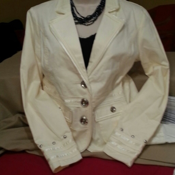 Cream colored christopher & banks blazer - Picture 4 of 4