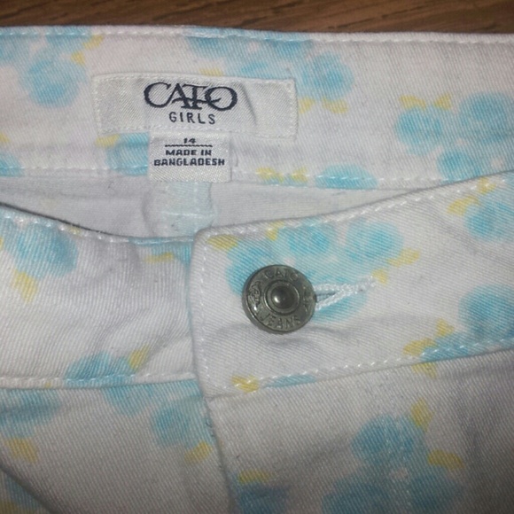 Shorts - Picture 4 of 4