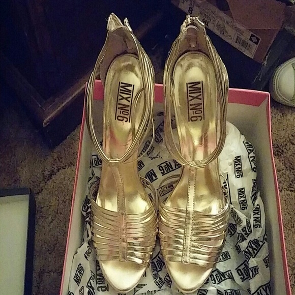 Gold Mix No. 6 heels - Picture 2 of 4