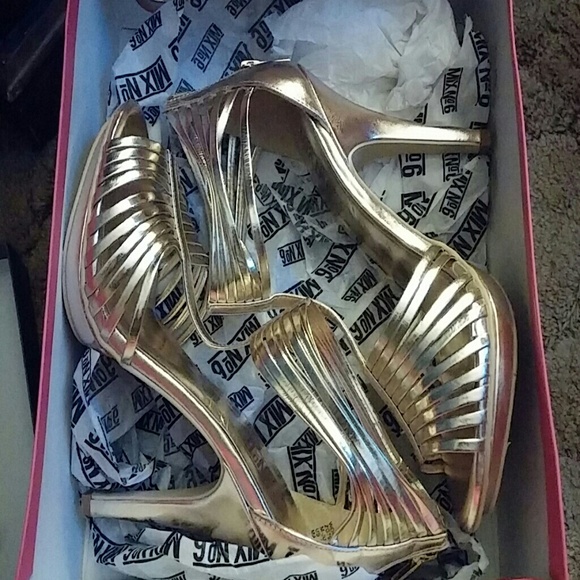 Gold Mix No. 6 heels - Picture 4 of 4