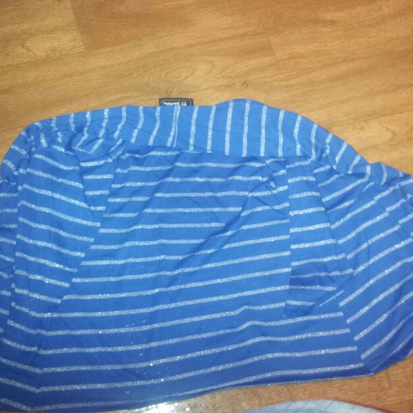 Sweater - Picture 2 of 4