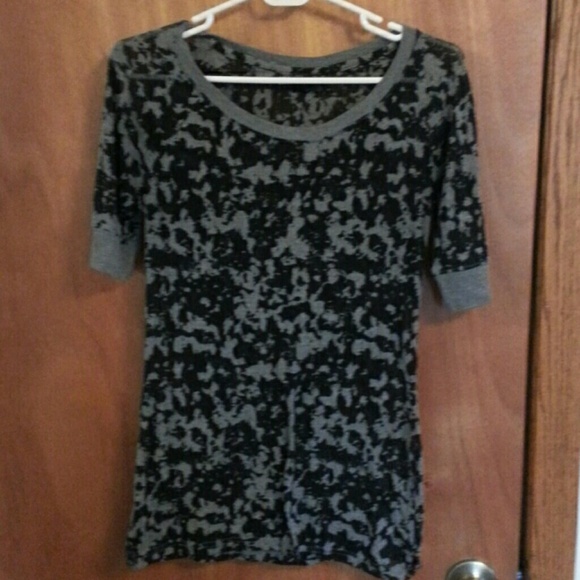 Burnout 3/4 sleeve top