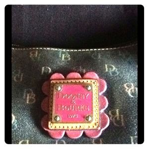 DOONEY BOURKE, HANDBAG.