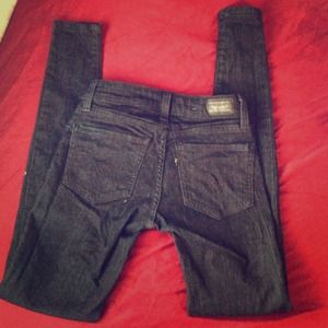 NWOT Levi's