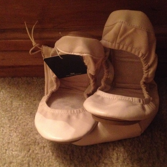 Pastel pink leather ballet flats