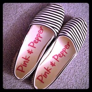 Cute striped canvas shoes
