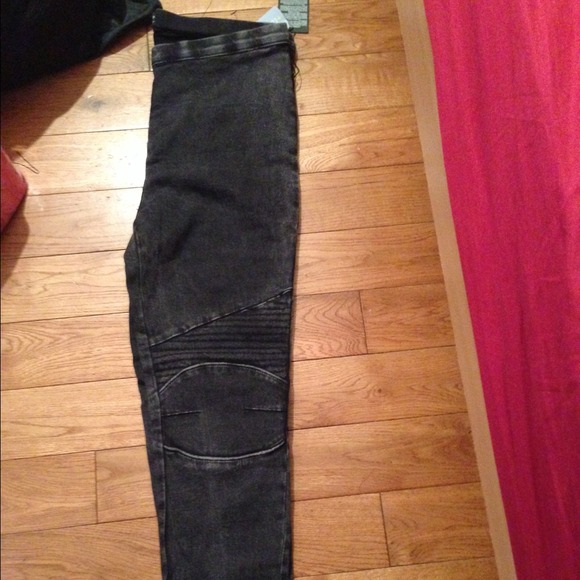 Acid Black Jeggings