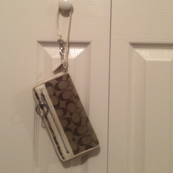 Authentic Coach Wristlet