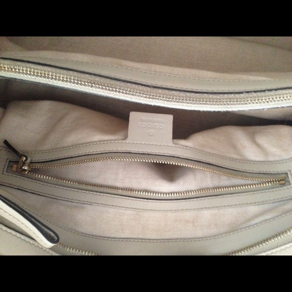 Gucci Mayfaire Purse - Picture 4 of 4