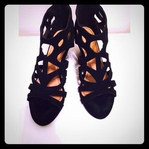 Stylish Black Wedge Sandal