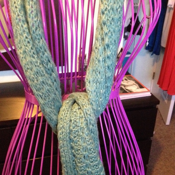 FALL IS HERE! Teal scarf w/ gold trimmings