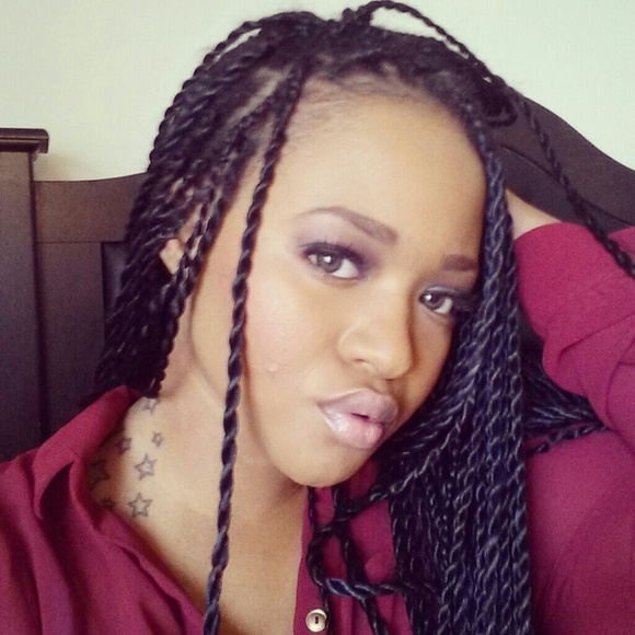 MEET YOUR SELLER! HELLO LADIES