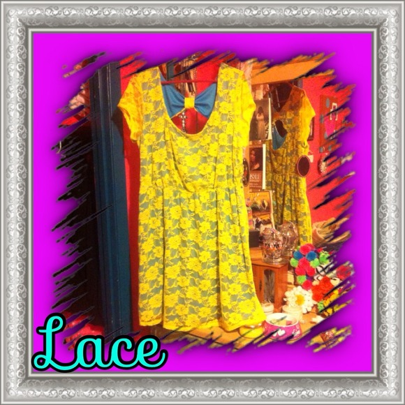 Beautiful Yellow & Blue Lace Dress!