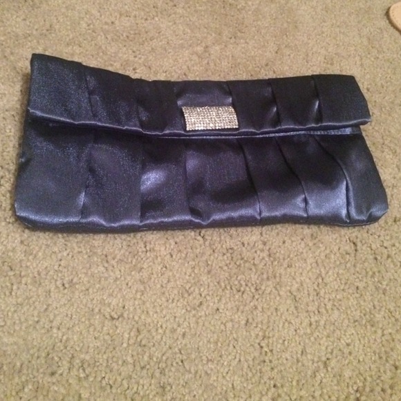 Blue evening clutch.