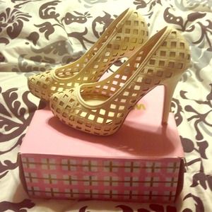 **NEW PICS ADDED** nude heels