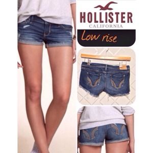 Hollister destroyed denim shorts 🍀🍀